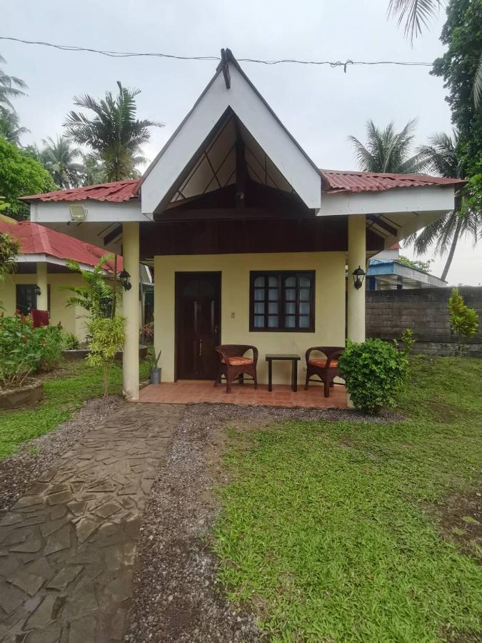 Puesta Del Sol Beach Bungalows And Restobar Mambajao Zewnętrze zdjęcie