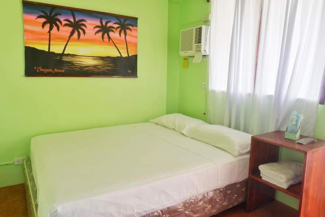 Puesta Del Sol Beach Bungalows And Restobar Mambajao Zewnętrze zdjęcie