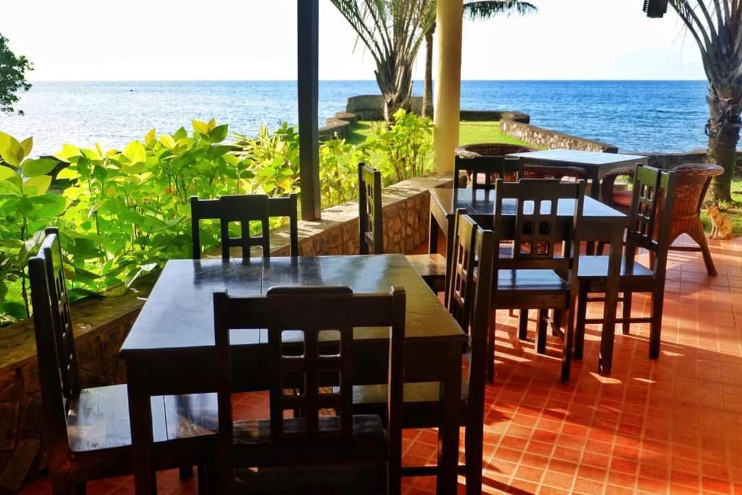 Puesta Del Sol Beach Bungalows And Restobar Mambajao Zewnętrze zdjęcie